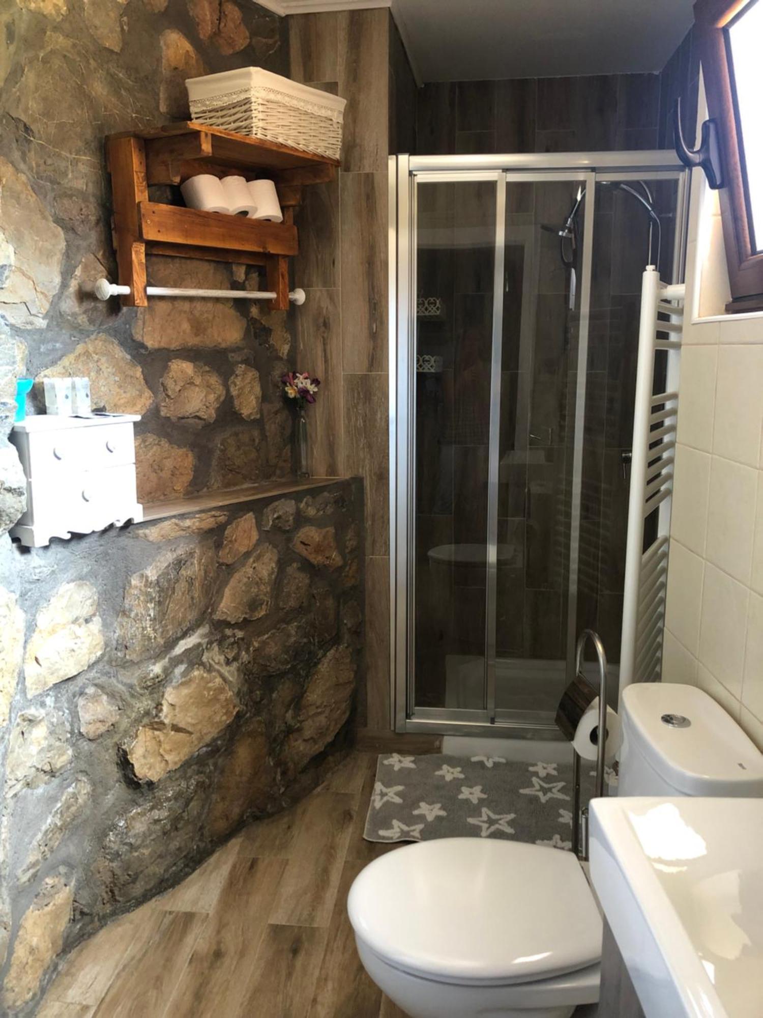 Apartamento Turistico Casas De Manuel La Pola de Gordon Exteriér fotografie