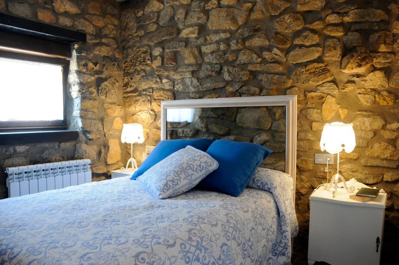 Apartamento Turistico Casas De Manuel La Pola de Gordon Exteriér fotografie